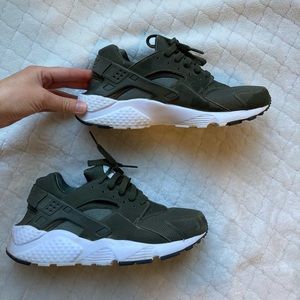 Nike Air Huarache Cargo Khaki